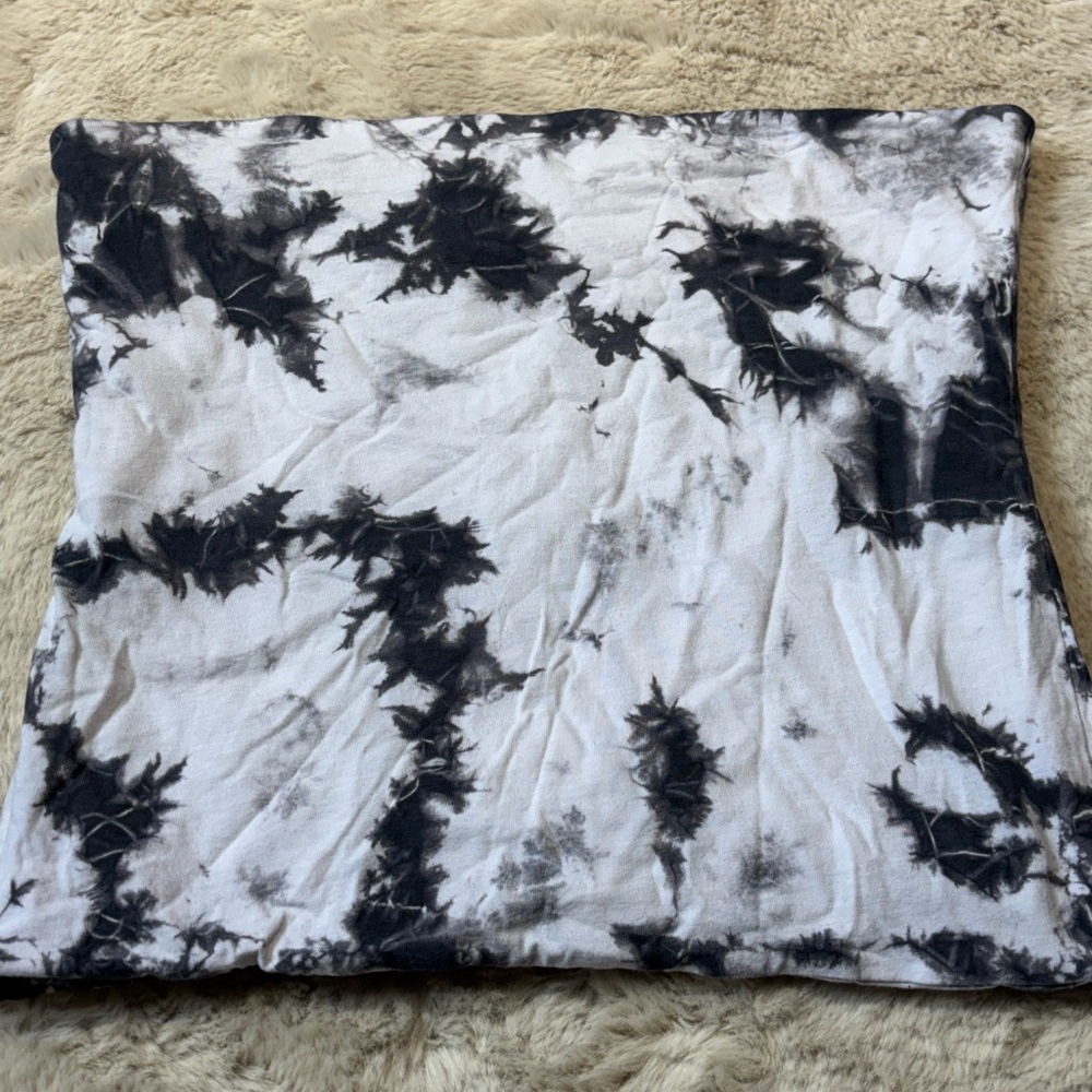 Charlotte Russe Monochrome Tie-Dye Tube Top